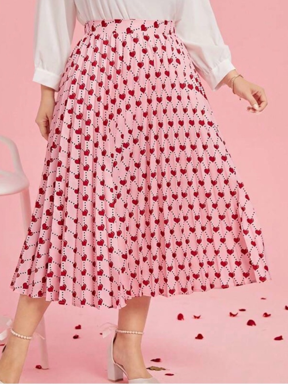 SHEIN Clasi Plus Size Women Heart Pattern Pleated Skirt - size 2XL - Picture 2 of 6